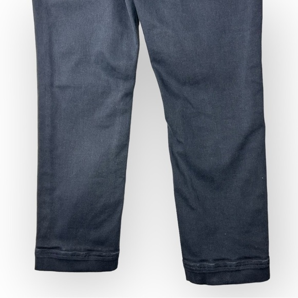 Everlane The  Slim Leg Crop Regular in Washed Black 6 - Picture 6 of 8